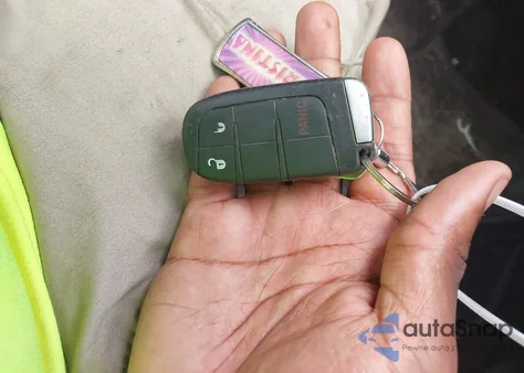 2016 Jeep Grand Cherokee Laredo z USA, uszkodzony, nr VIN 1C4RJFAG9GC450077